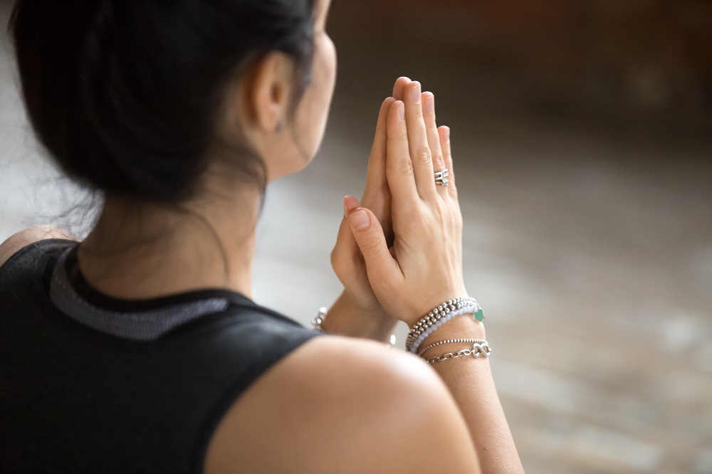 Conheça os benefícios da Yoga para pacientes oncológicos – Clínica de  Oncologia