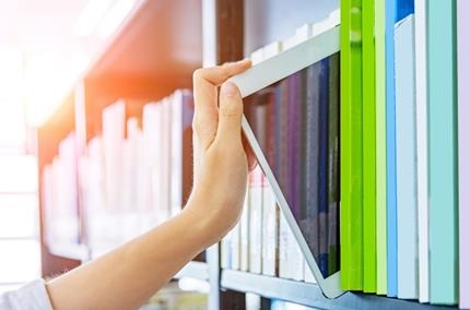 Artigo – O papel dos bibliotecários em universidades de medicina e a importância de bases de conhecimento para o aprendizado do aluno