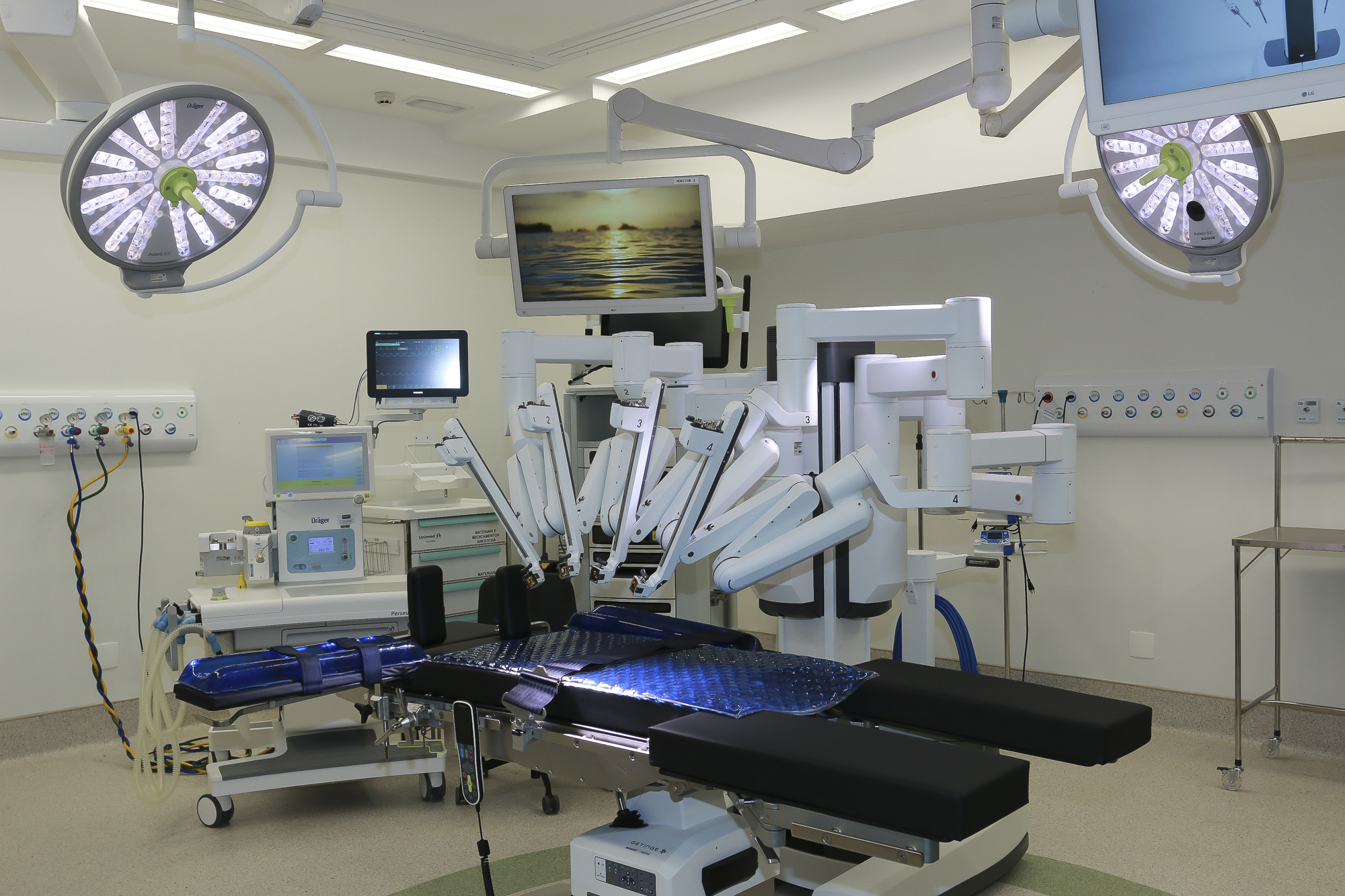 Hospital Unimed Sorocaba – Dr. Miguel Soeiro amplia centro cirúrgico