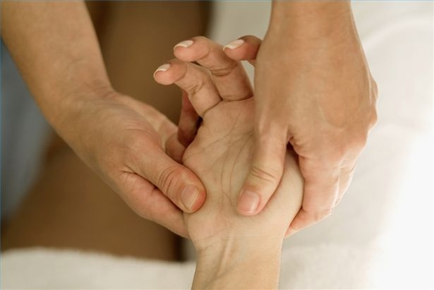Artigo – Artrite reumatoide: quando o corpo não se reconhece. Avanços e perspectivas